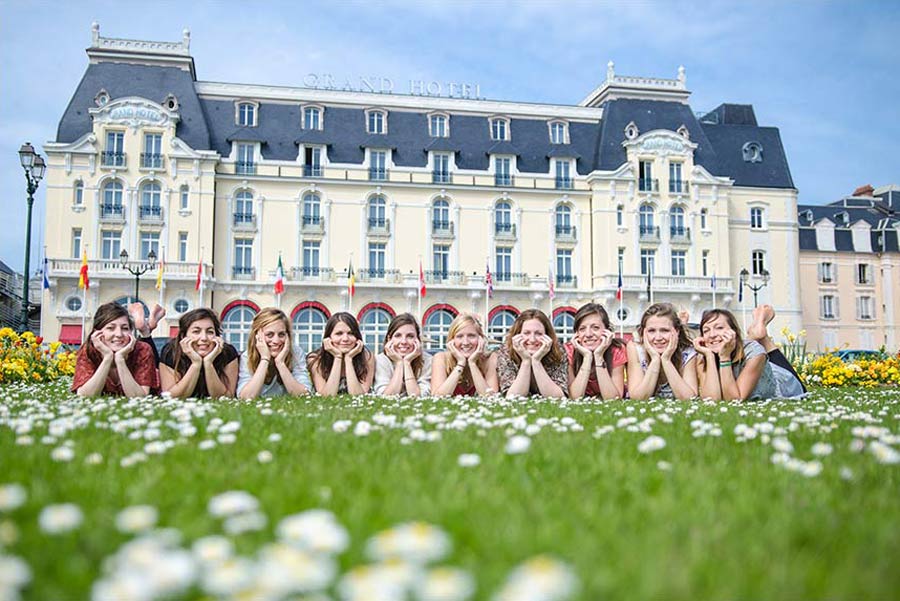 photo enterrement de vie de jeune fille, EVJF à Cabourg en Normandie