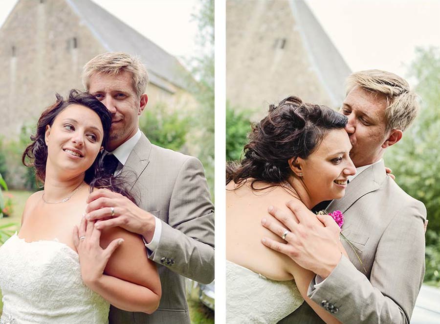 photo de mariage avec beaucoup d'émotion dans la manche en Normandie prés de Caen calvados