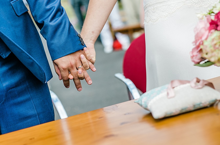 Mickaël-Denize-photographe-de-mariage-en-normandie-à-lisieux-et-à-paris-en-france-et-à-cherbourg